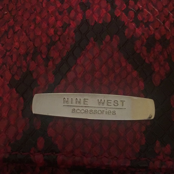 Purse - Picture 2 of 2